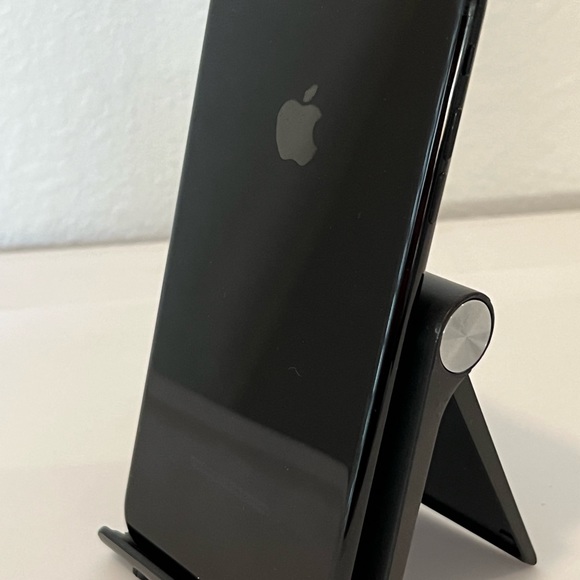 Apple iPhone 7 Plus 256 GB Black SUPER BUNDLE w/ battery back up - Picture 7 of 7